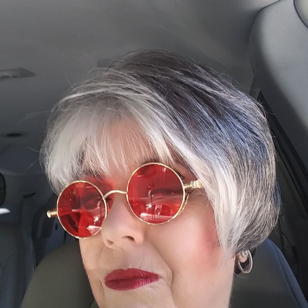 Meet your Posher, Lesa